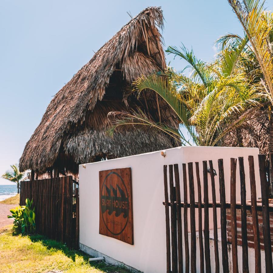 ホテル Paredon Surf House El Paredón Buena Vista エクステリア 写真