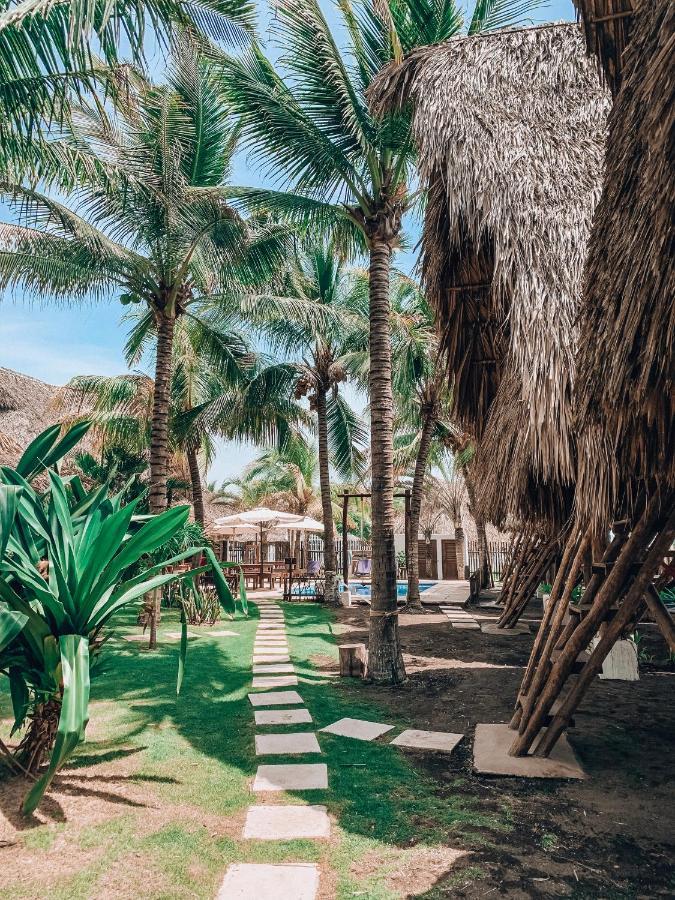 ホテル Paredon Surf House El Paredón Buena Vista エクステリア 写真