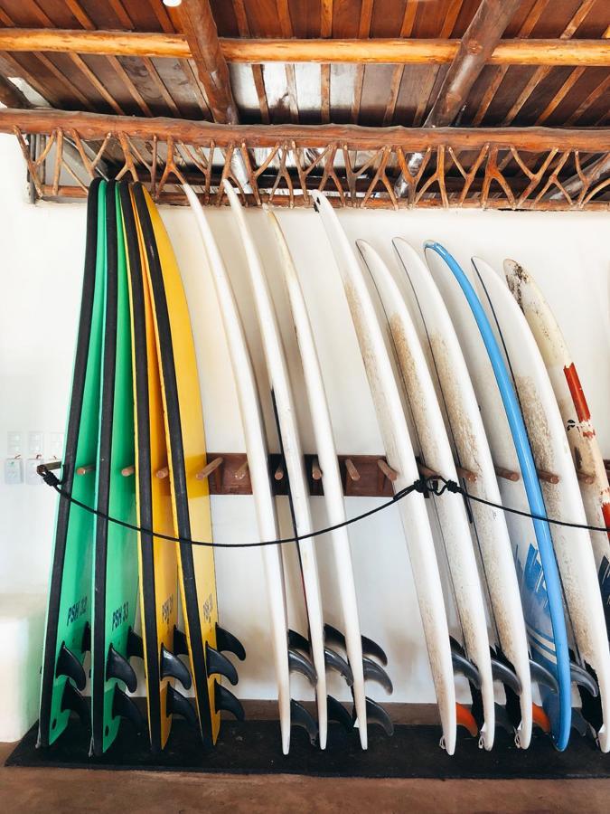 ホテル Paredon Surf House El Paredón Buena Vista エクステリア 写真